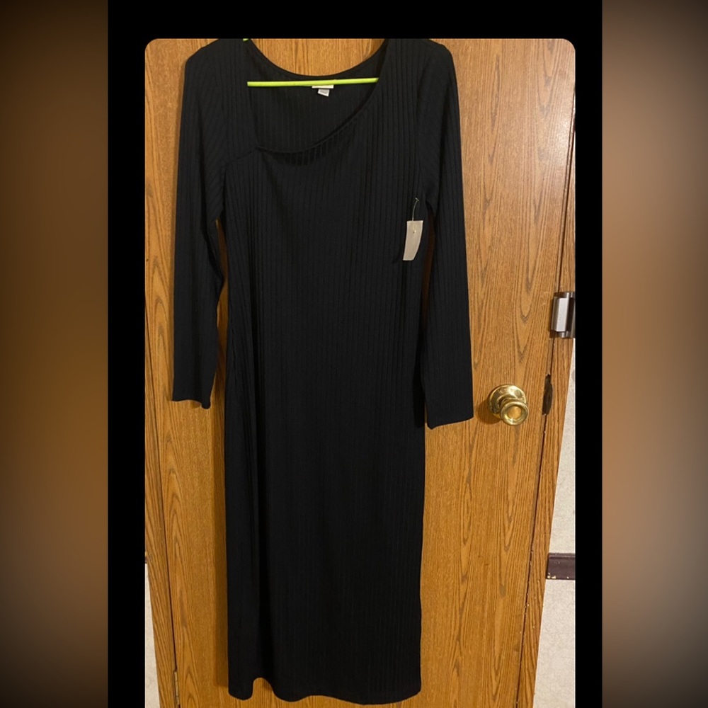 Black Bodycon Dress